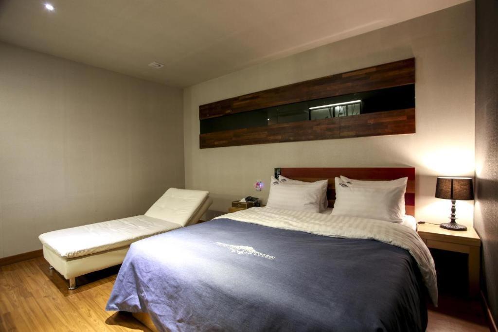 Hotel The Jaja Gongju Esterno foto